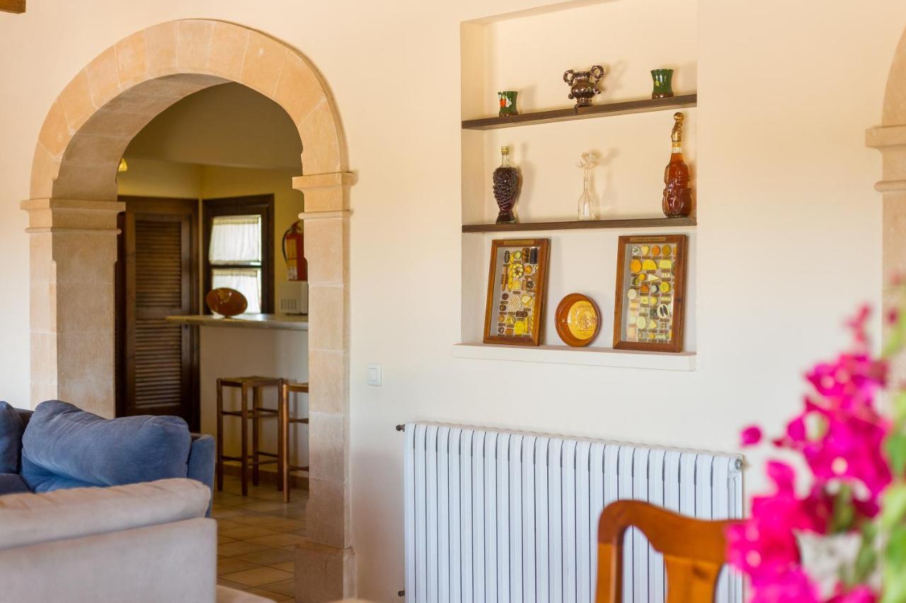 Villa Lagoon Sa Pobla Ngoại thất bức ảnh